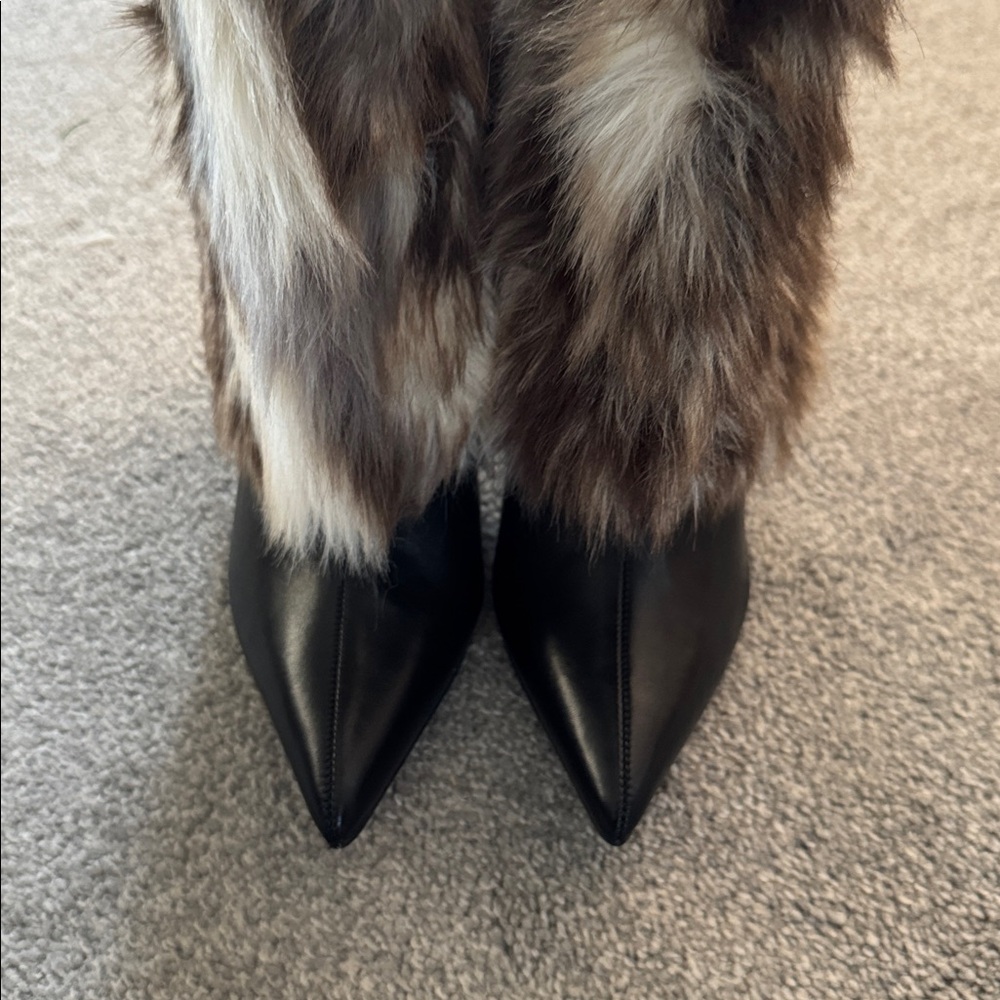 Marquette Faux Fur Overlay Booties NEW 🏷️ - Picture 8 of 11